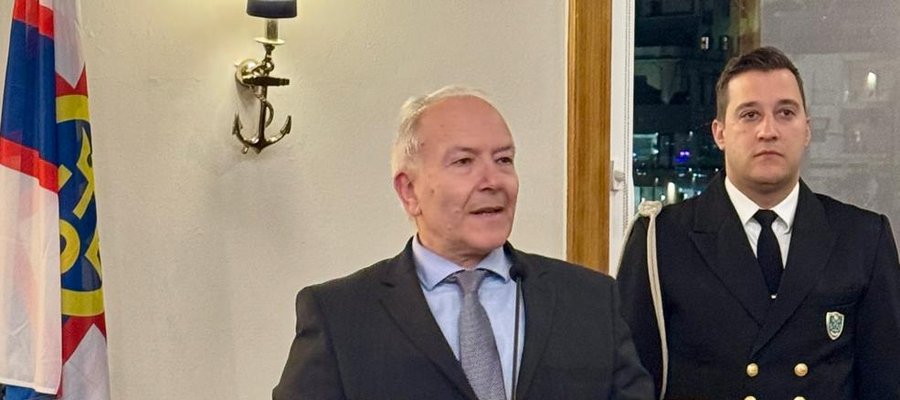 ΒΑΣΙΚΗ ΦΩΤΟ.jpg