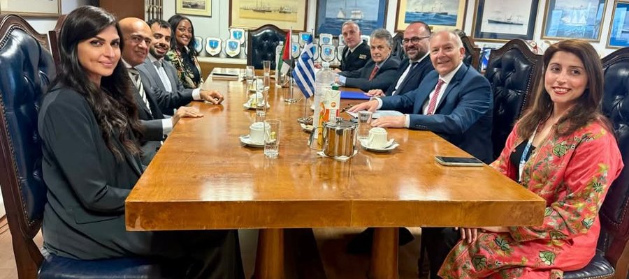 ΒΑΣΙΚΗ ΦΩΤΟ.jpg