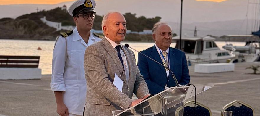 ΒΑΣΙΚΗ ΦΩΤΟ
