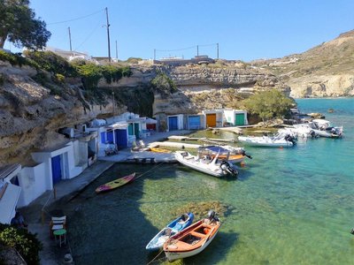 ΒΑΣΙΚΗ ΦΩΤΟ