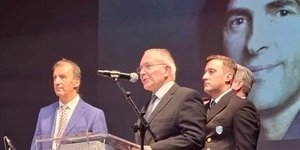 ΒΑΣΙΚΗ ΦΩΤΟ