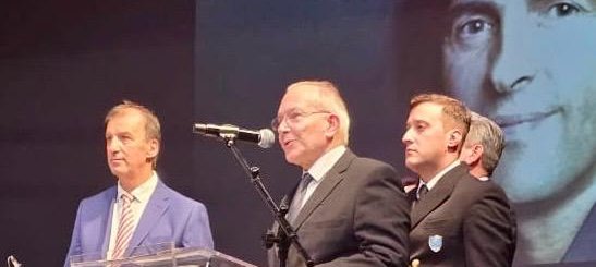 ΒΑΣΙΚΗ ΦΩΤΟ