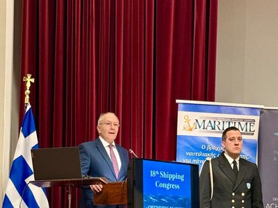 ΒΑΣΙΚΗ ΦΩΤΟ