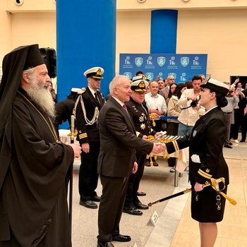 ΒΑΣΙΚΗ ΦΩΤΟ