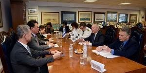 ΒΑΣΙΚΗ ΦΩΤΟ