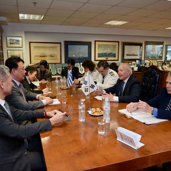 ΒΑΣΙΚΗ ΦΩΤΟ