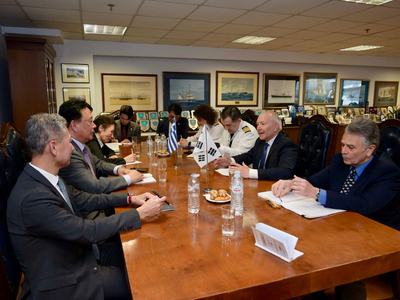 ΒΑΣΙΚΗ ΦΩΤΟ